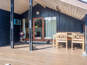 6 person holiday home on a holiday park in Fan
